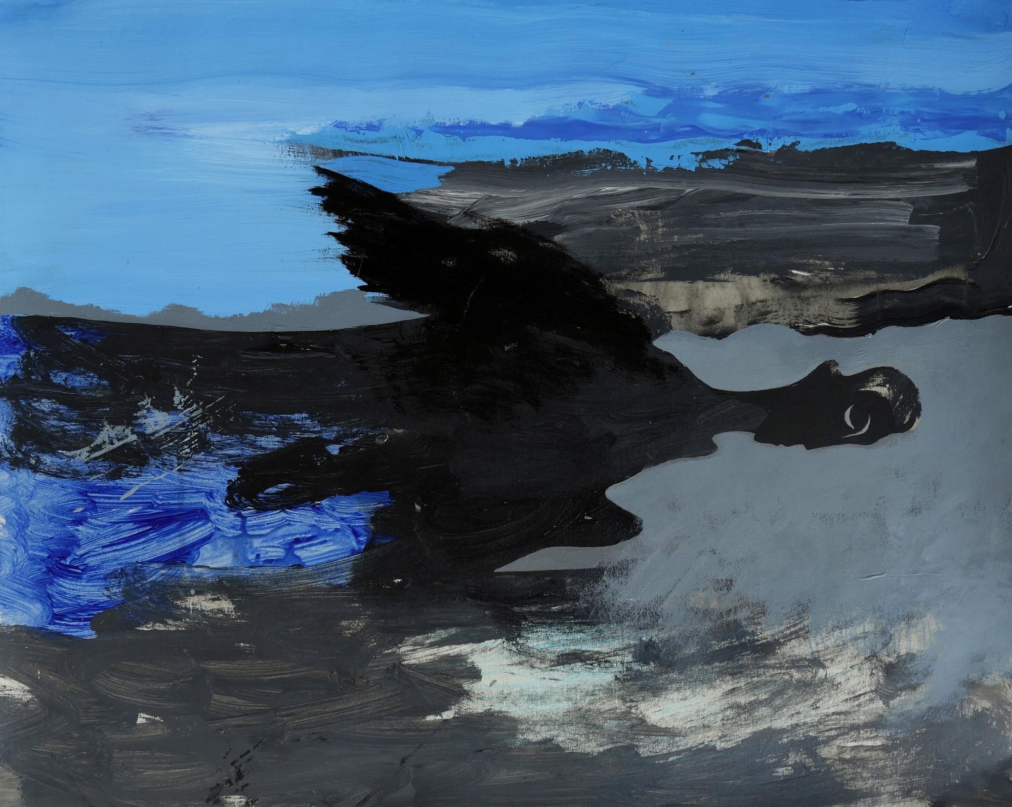 Cielo azul sobre una masa negra; dentro de ella, un rostro tendido de perfil